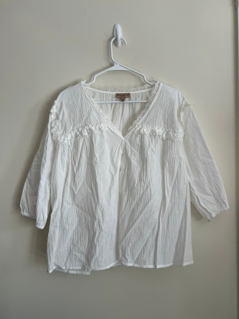 White Lace Blouse photo 1
