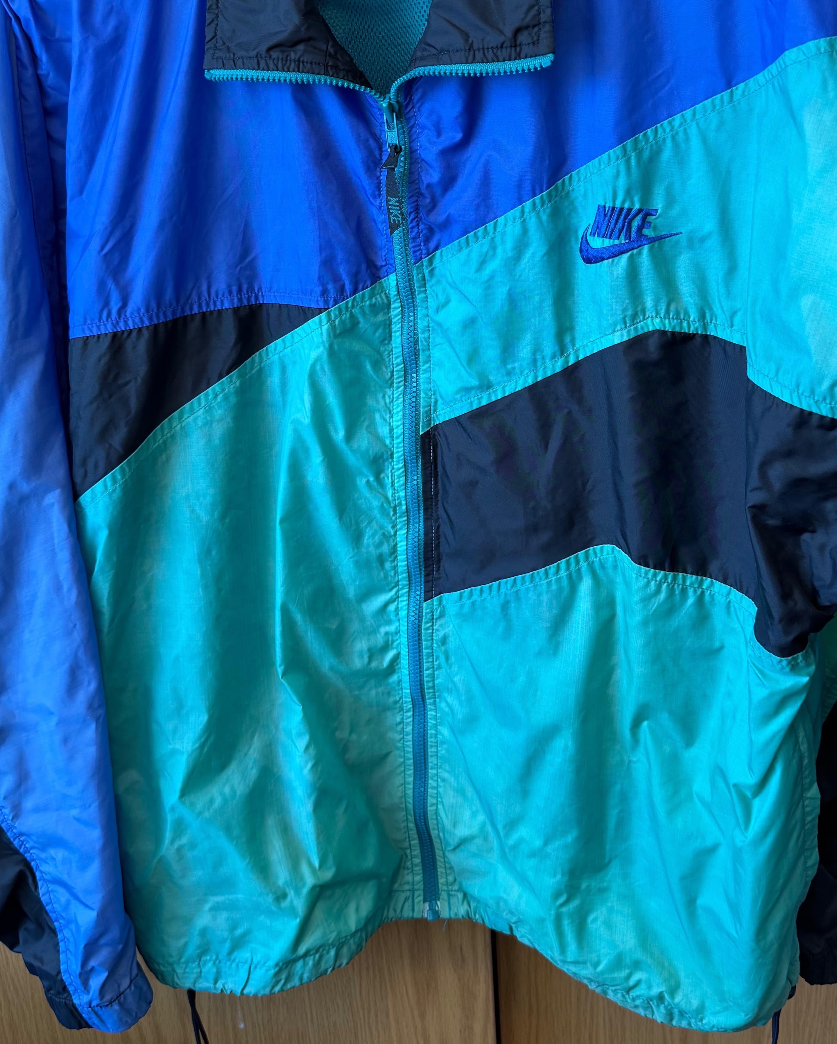 Nike Vintage Color Block Windbreaker photo 2